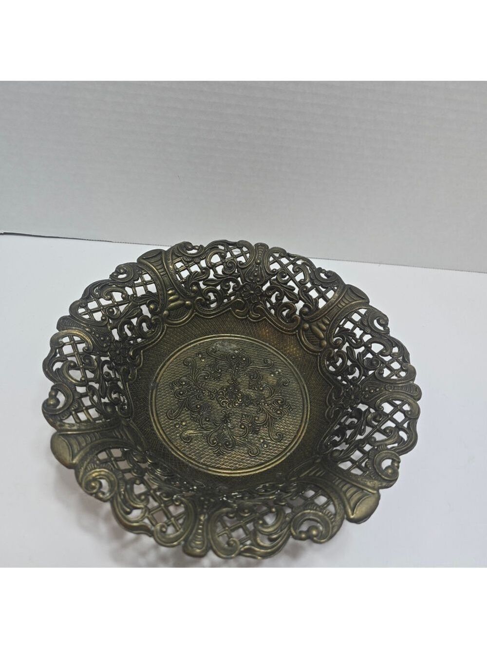 Elegant Brass Decorative Bowl - Picture 2 of 13